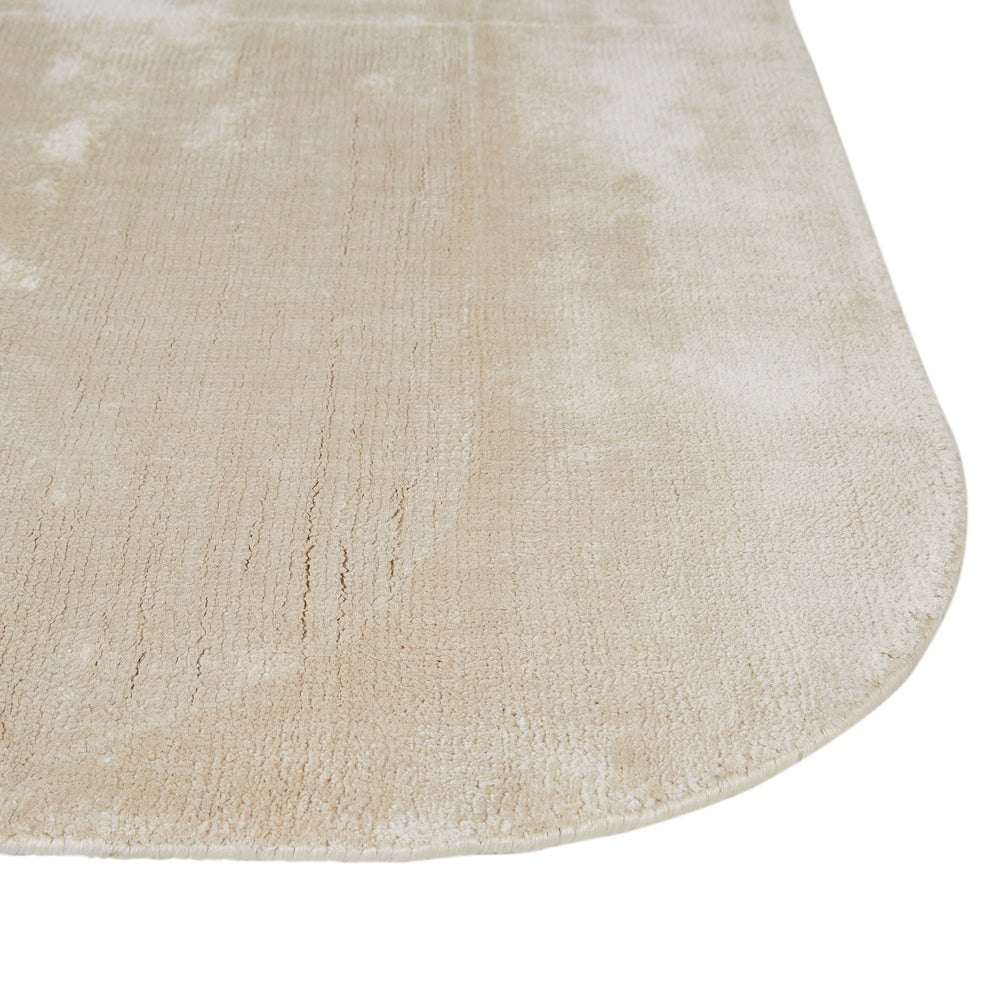 Tepih Curve Rug by GlobeWest